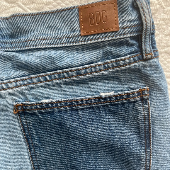 Urban Outfitters BDG Dad Slim Taper Fit Jean Medium Wash Patchwork Denim 33 - Picture 14 of 16